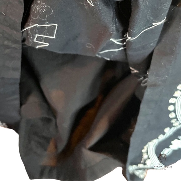 Torrid A Line Embellished Black & White Skirt Size 18ππ - Picture 6 of 7